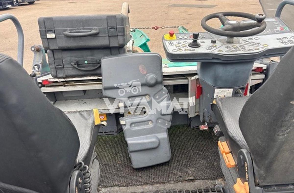 Used Voegele S1303-3i 