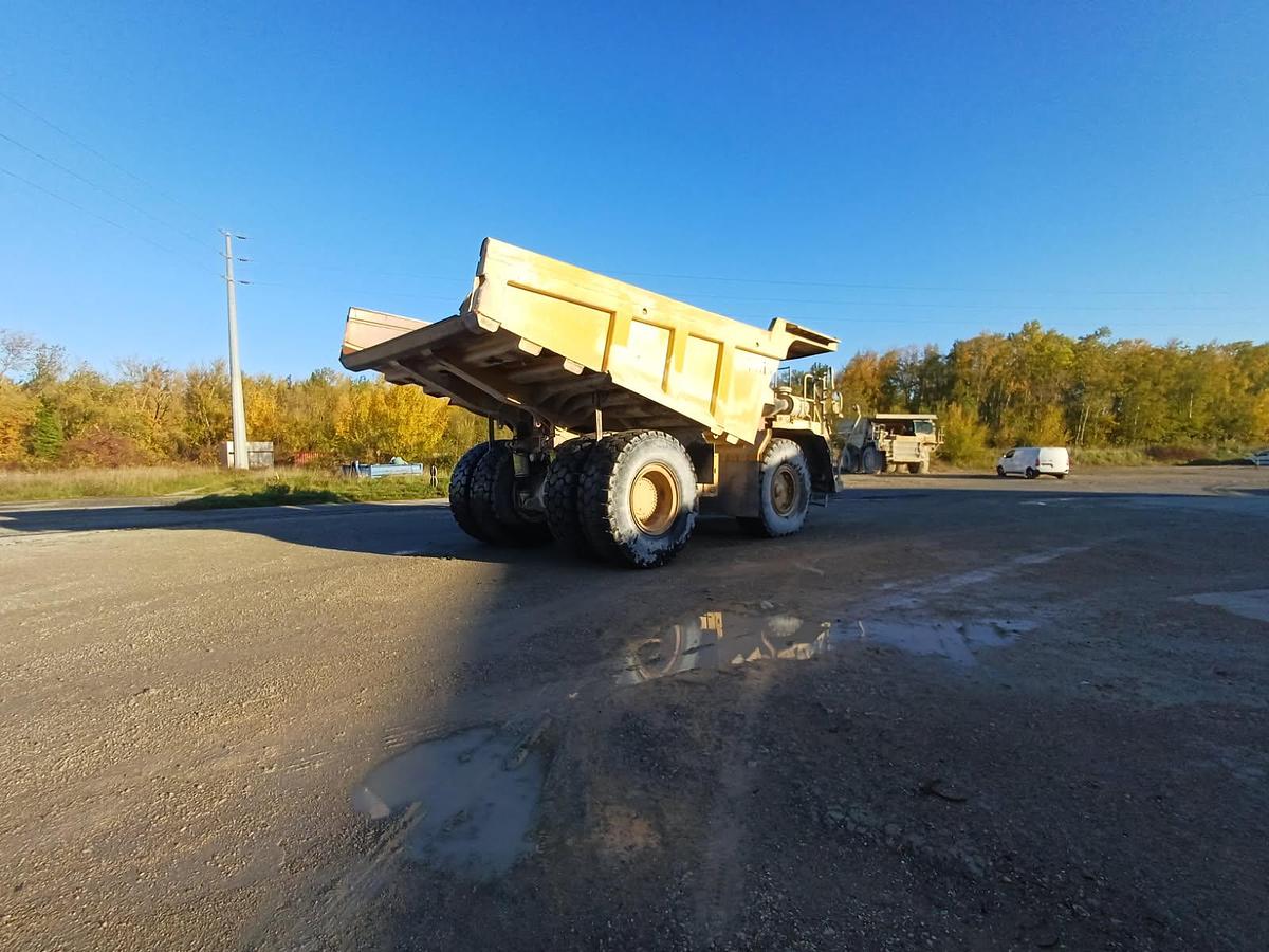 Used 2009 Caterpillar 775F