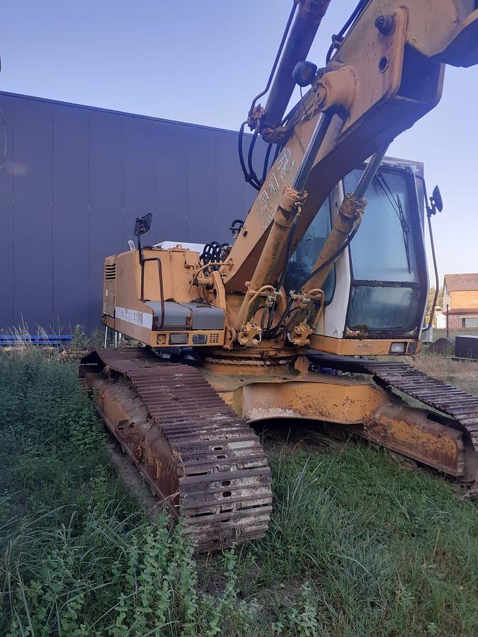 Used PIECES pour pelle sur chenille LIEBHERR R912 1994