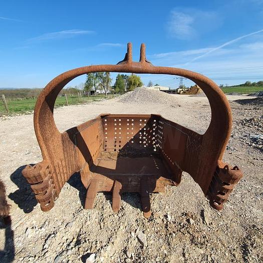 D'occasion Godet dragline sur NOBAS Poids 1T450