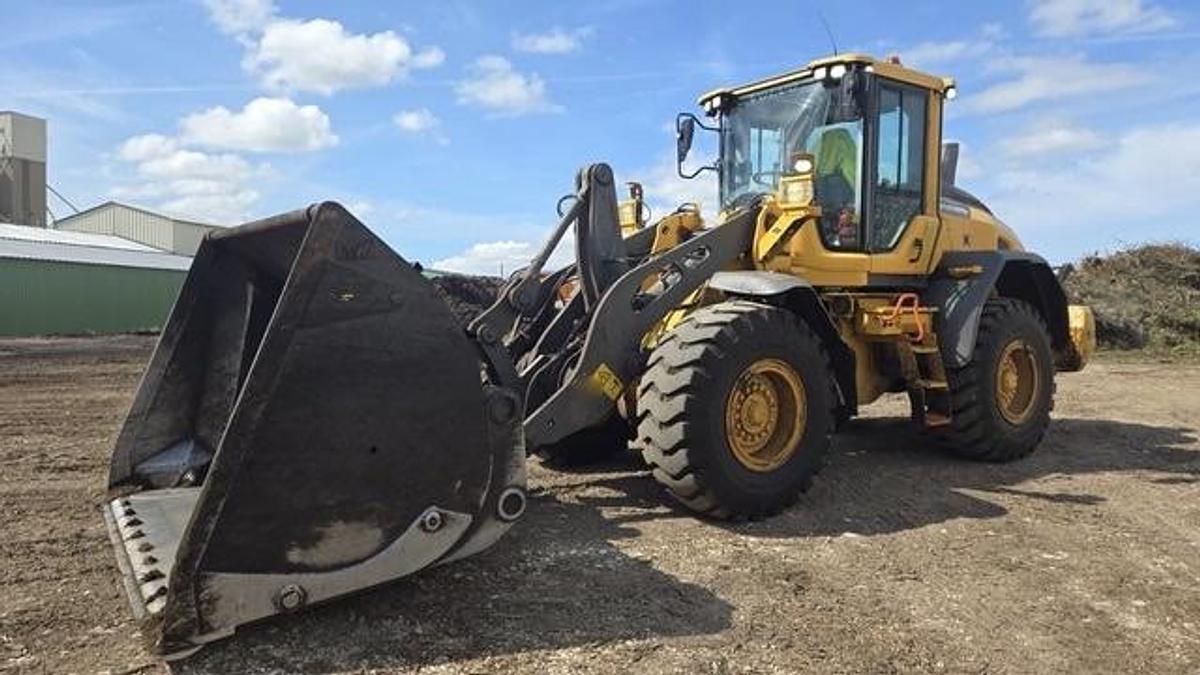 Used 2020 Volvo L90H
