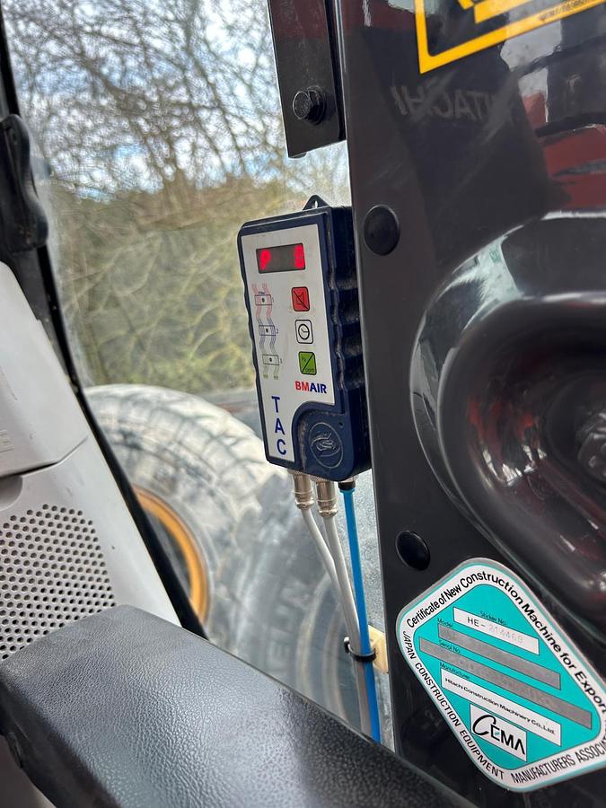 Used 2018 Hitachi ZX225USLC-6