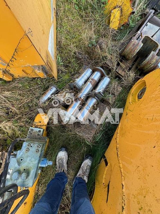 Used 2013 LIEBHERR R964C HDSL