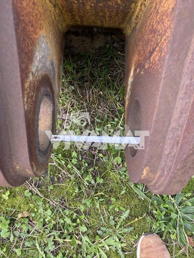 Used Komatsu WA500 3 buckets availaible -