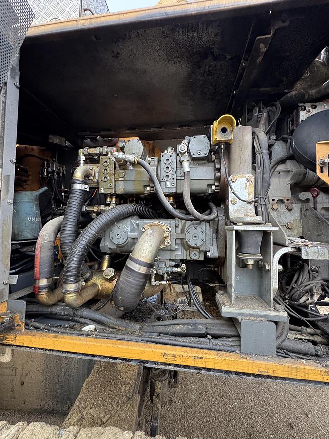 Used 2006 Liebherr HS 845 HD