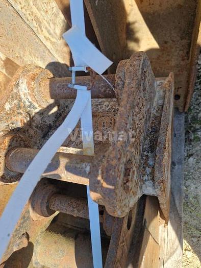 D'occasion Godet de tranchée de largeur 25cm Attache à Axe de 35