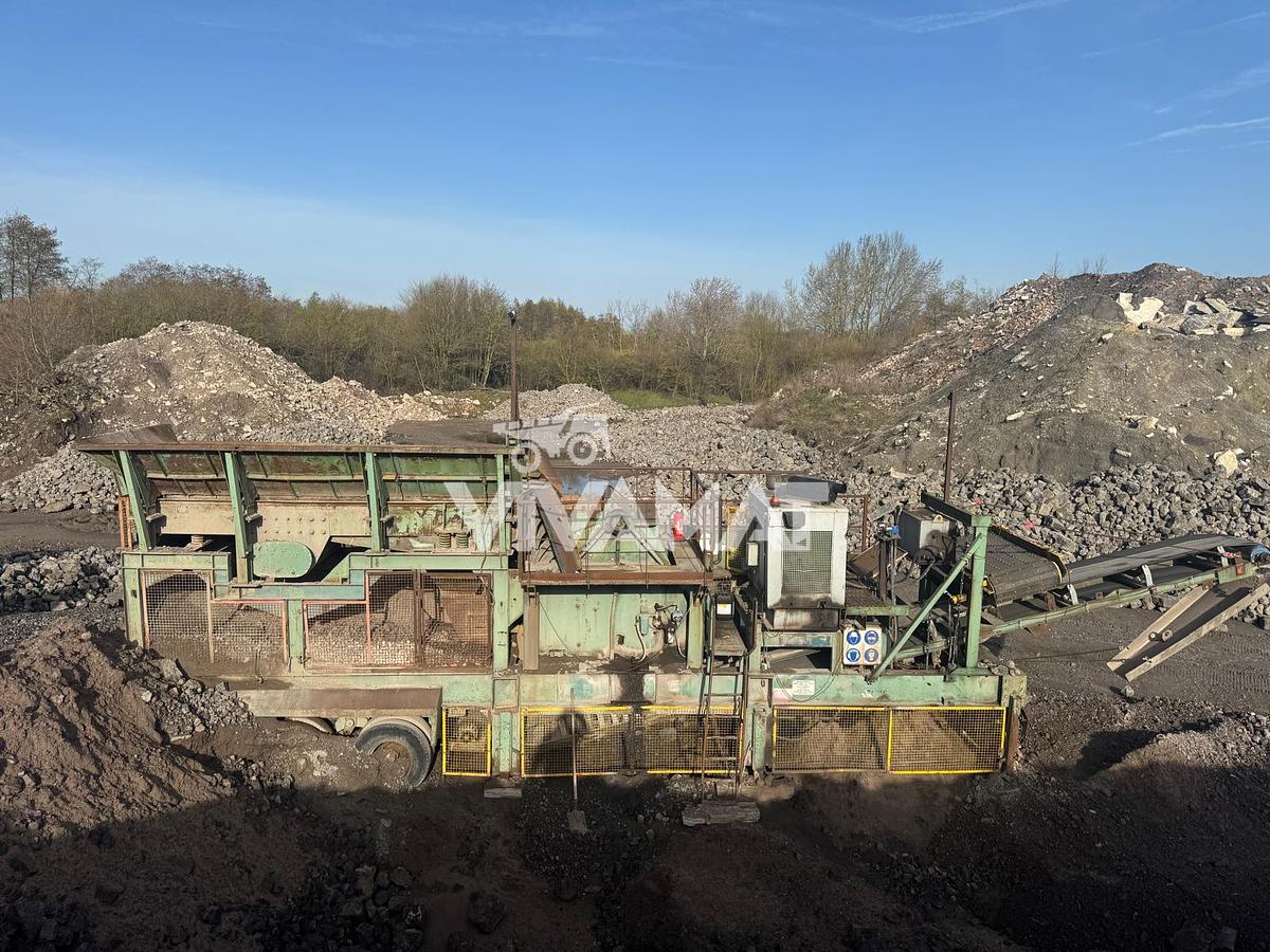D'occasion JAW CRUSHER Brown Lenox Kue-Ken 114 SL9,44 tons on wheels, CE, year 1995, still running, POR