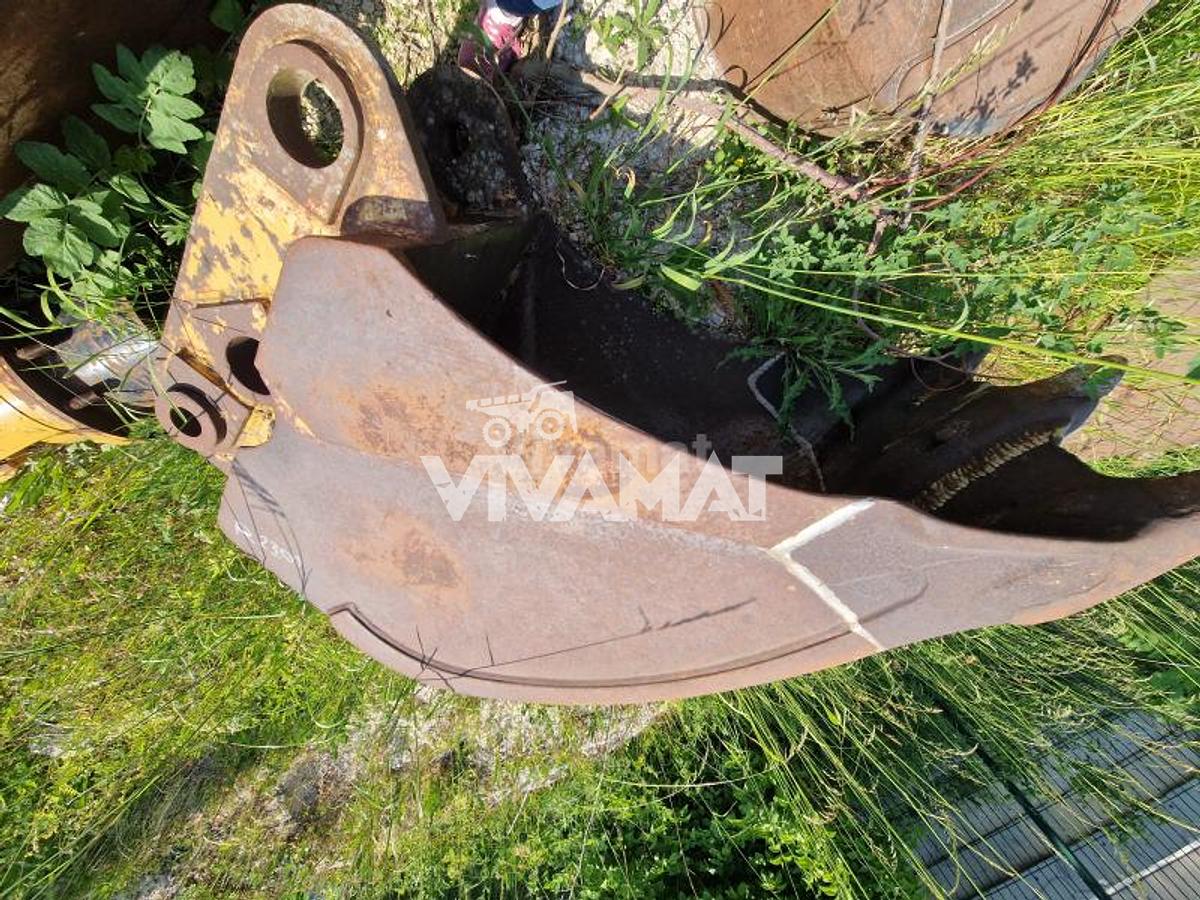 D'occasion Godet de terrassement à Axes de 100mm de largeur 65cm