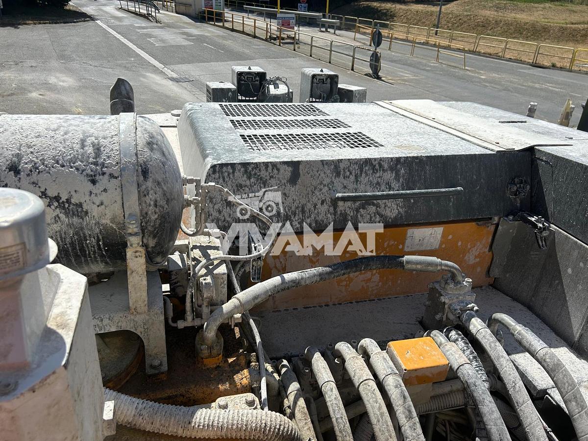 D'occasion Pelle sur chenille Liebherr R944C Tunnel 2015