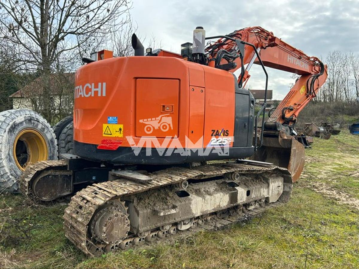 Used 2018 Hitachi ZX225USLC-6