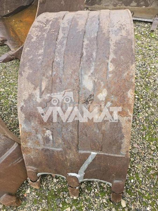 D'occasion Godet de terrassement Mecalac de serie 12 ou 8 de largeur 55cm