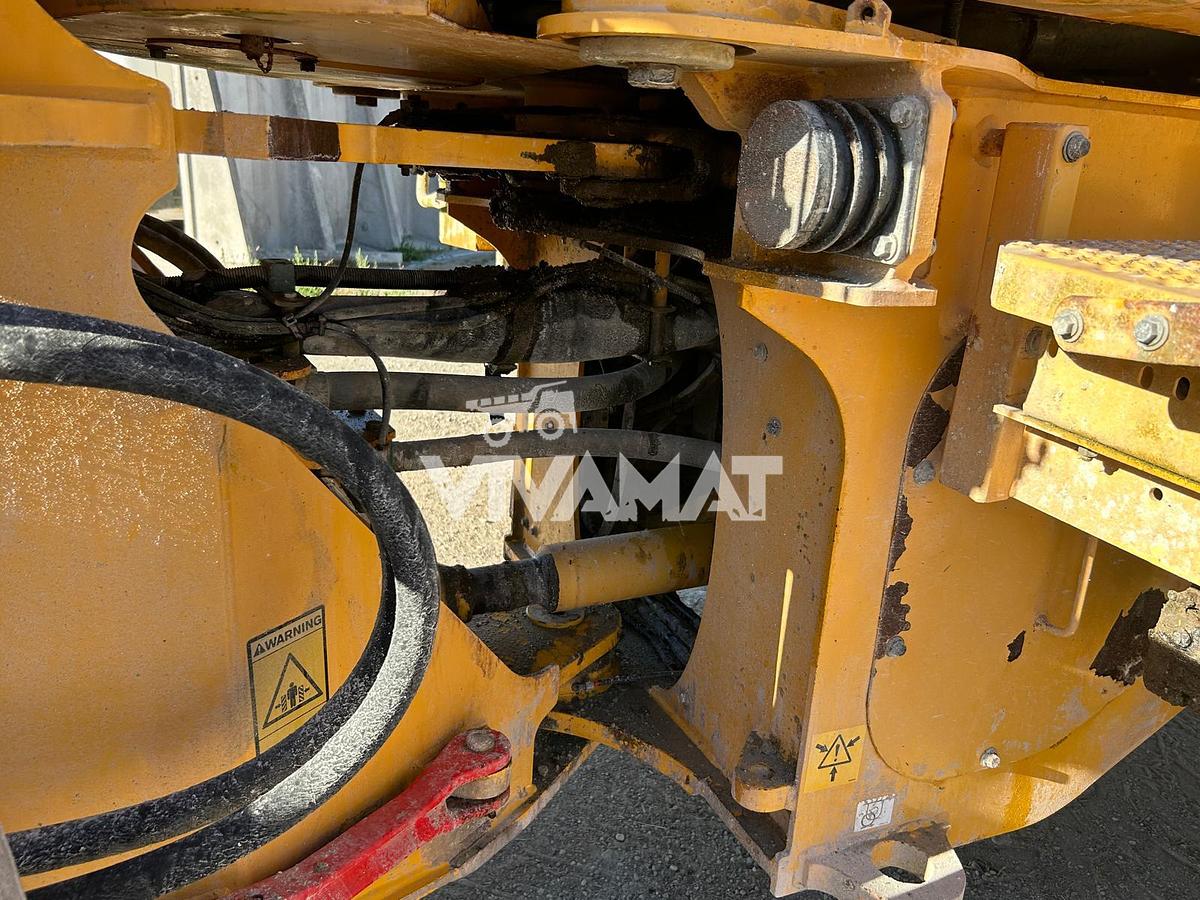 Used 2004 VOLVO L60E