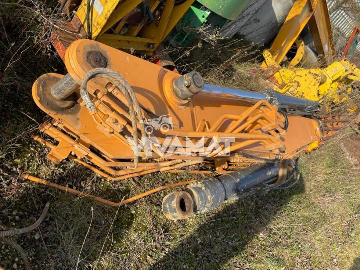 D'occasion CASE CX245SR