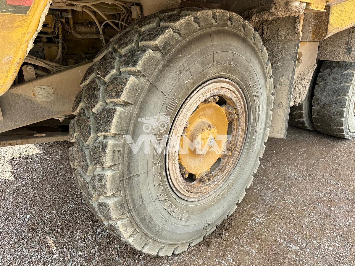 D'occasion Tombereau rigide CAT 771D 2002 34700hrs