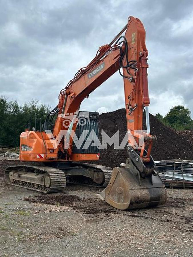 D'occasion Doosan DX235LCR