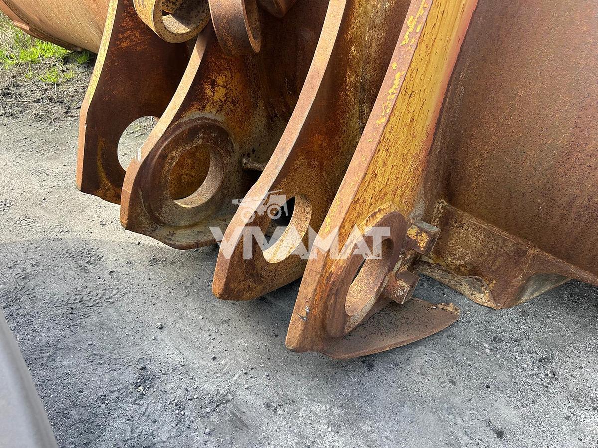 D'occasion Godet de chargeur CAT 988H de largeur 390cm