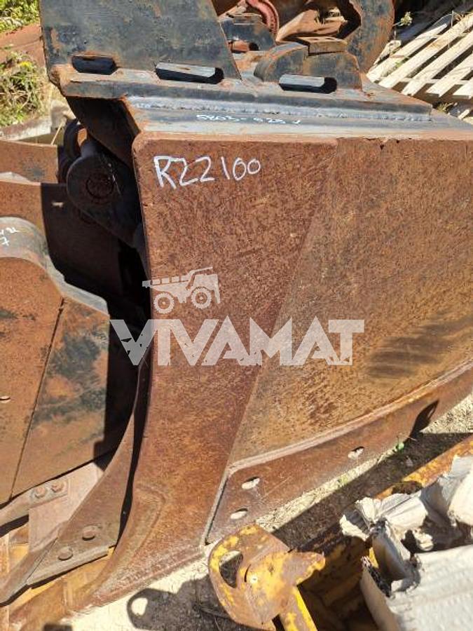 D'occasion Godet de terrassement  de largeur 98cm pour pelle de 20t