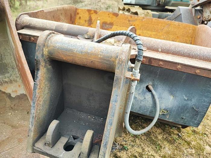 D'occasion Godet orientable AMMANN pour CAT 320B-LN largeur 1550mm