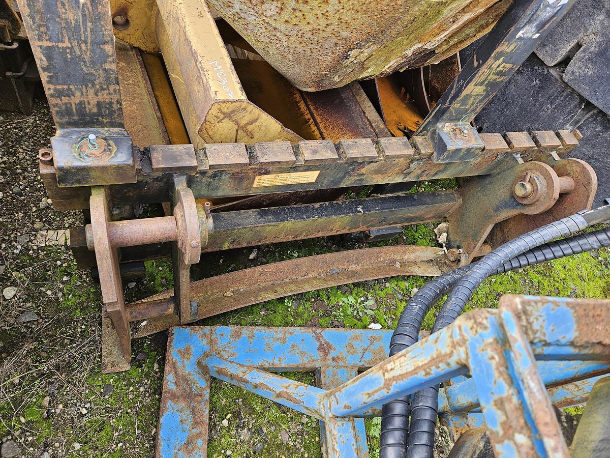 D'occasion Fourche à palette 2003 Caterpillar 442