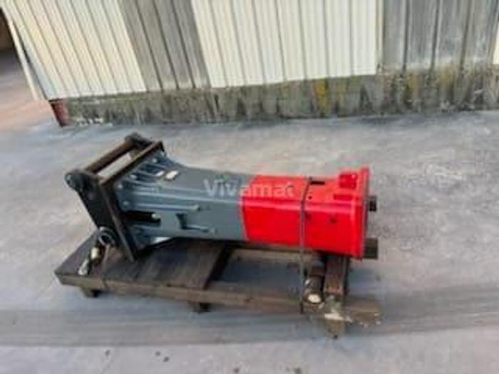D'occasion Brise roche hydraulique WIMMER WH12, attache Liebherr SW48