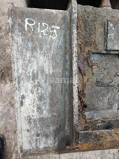 D'occasion Godet de terrassement Mecalac de série 12 et 8 de largeur 90cm