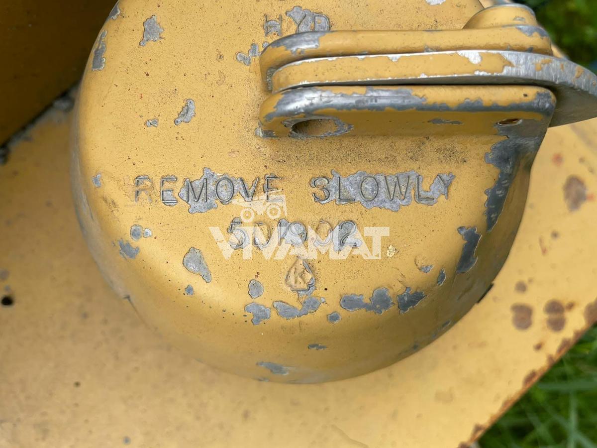 D'occasion CATERPILLAR 5D1902 Hydraulic tank 769C