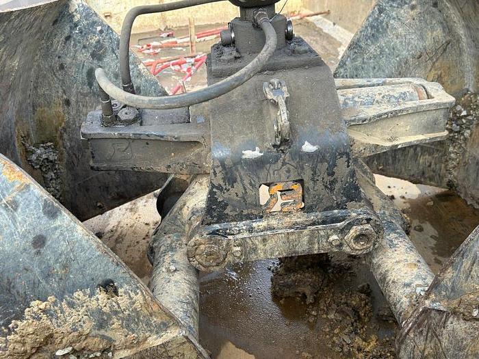 D'occasion Renault 370bxt