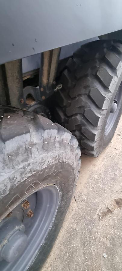 Used 2008 New Holland F 106.6