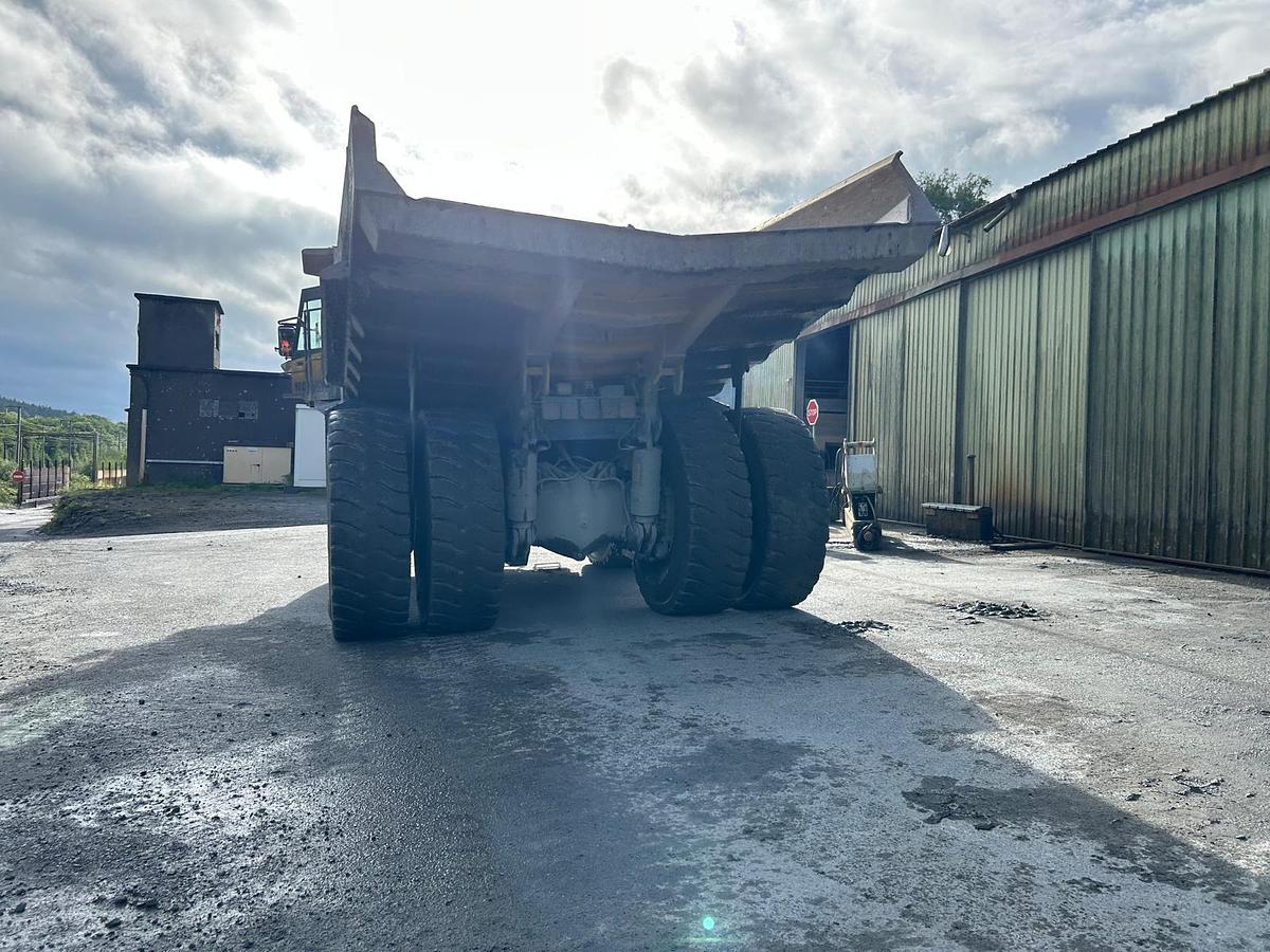 Used 2016 Komatsu HD605-7