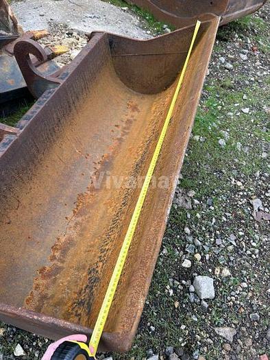 D'occasion Godet de curage Attache Verachtert CW10 Largeur 140cm sur CAT309 pour pelle de 9t