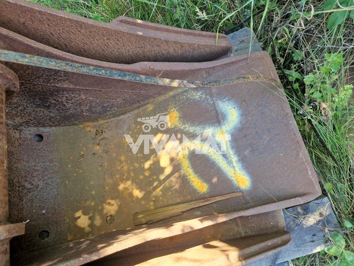 D'occasion Godet de tranchée attache Blanchard largeur 450mm