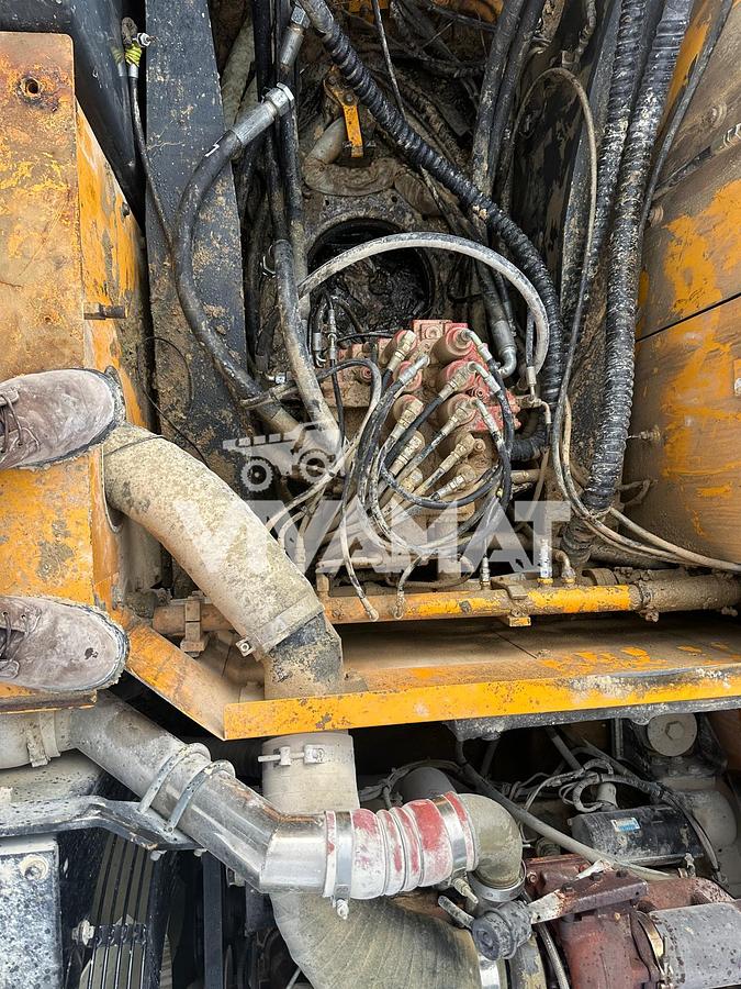 D'occasion Pelle sur chenille Hyundai Robex R320 LC7