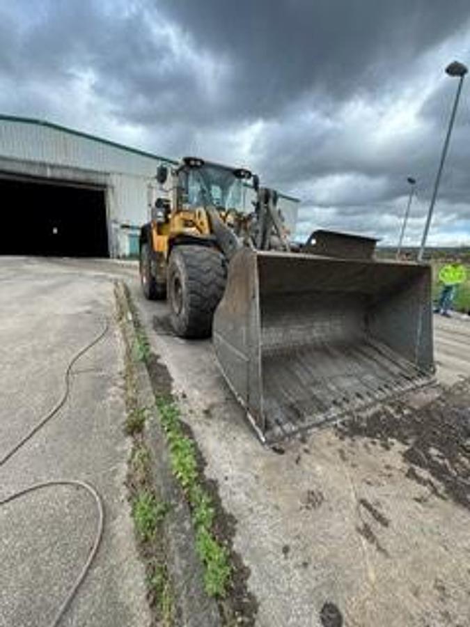 Used 2016 Volvo L150H
