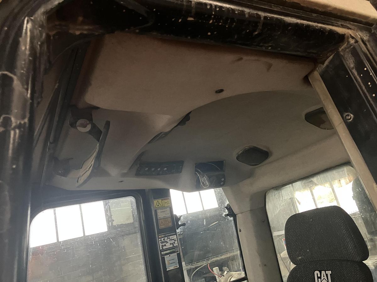 Used 2008 Caterpillar 963D