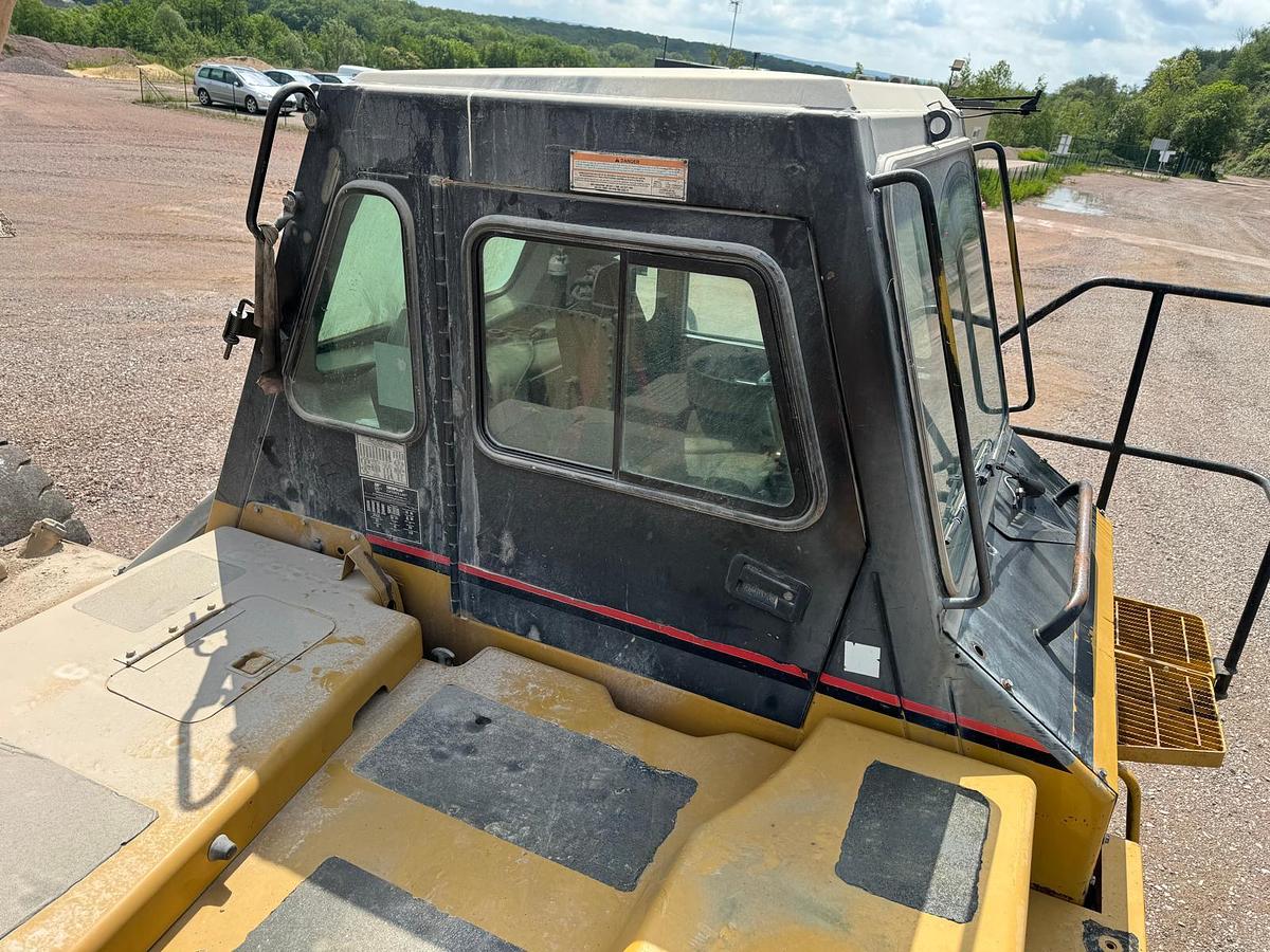 D'occasion Tombereau rigide CAT 771D 2002 34700hrs