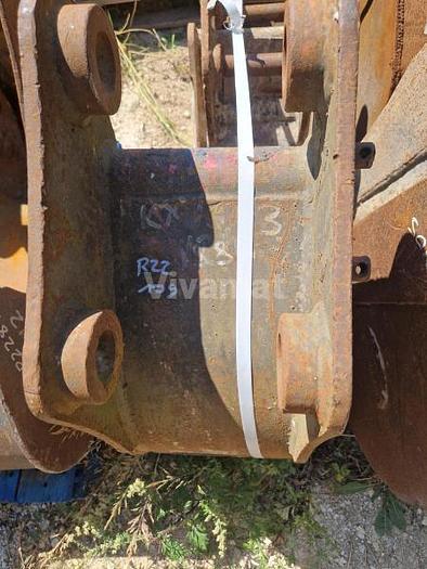 D'occasion Godet de tranchée de largeur 25cm sur Kubota KX163 GEITH QC45M