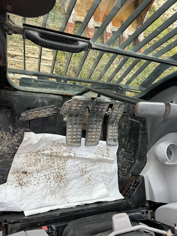 Used 2018 Hitachi ZX225USLC-6