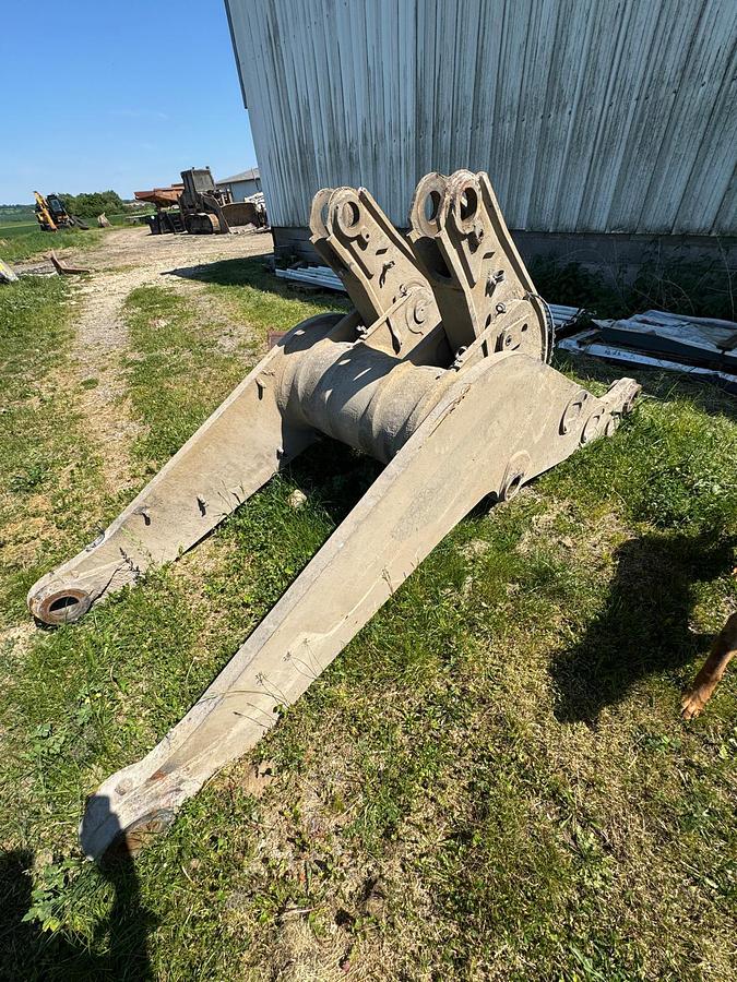 D'occasion Brancard complet chargeuse sur chenille CAT963D  2017