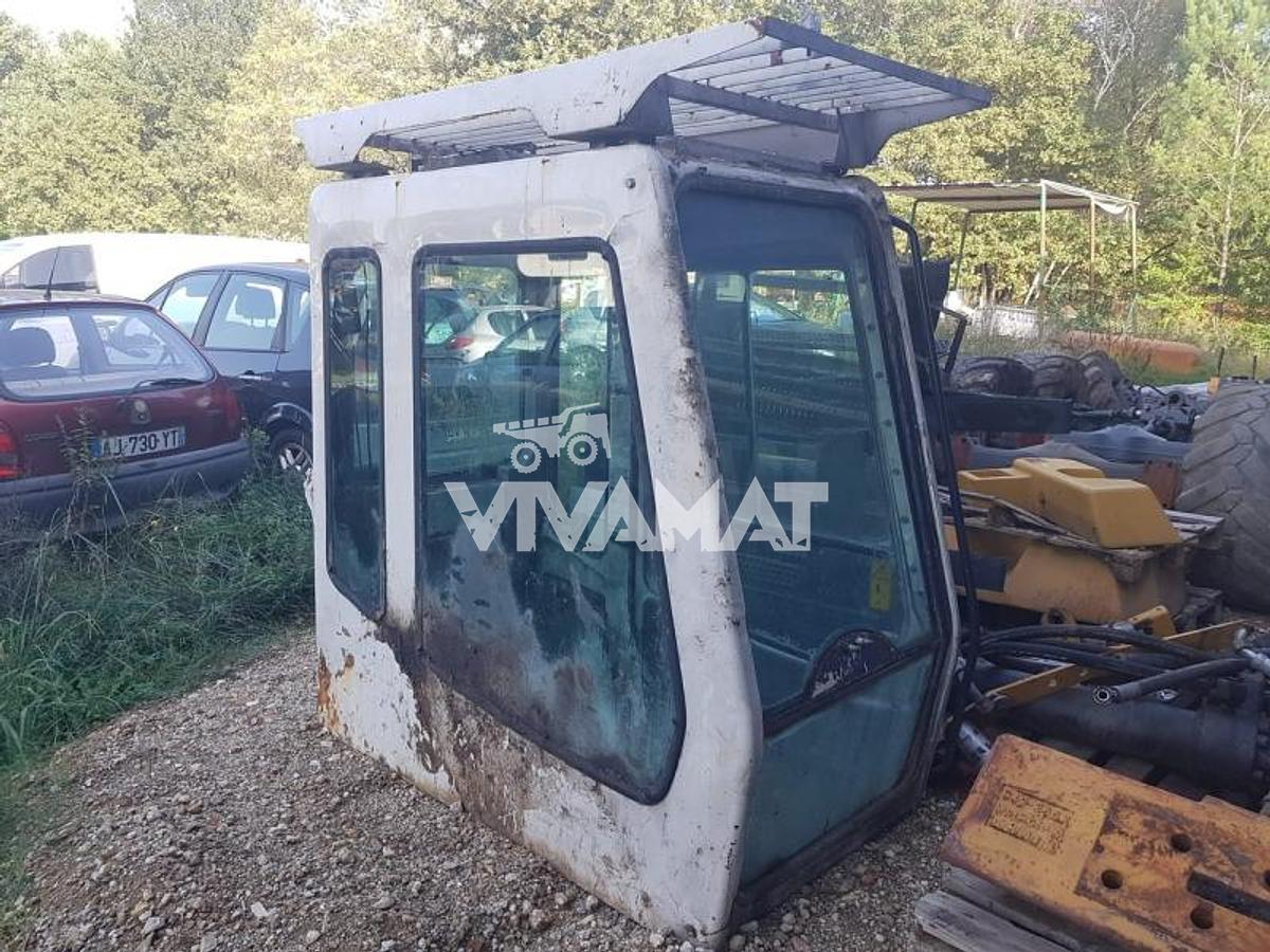 Used LIEBHERR cabin A904 R904 A914 R914 A924 R924 A934 R934 A944 R944 A954 R954