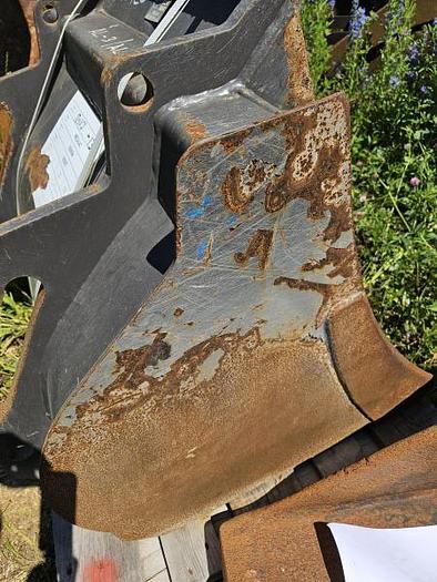 D'occasion Godet de terrassement Mecalac Conect de largeur 100cm sans dents