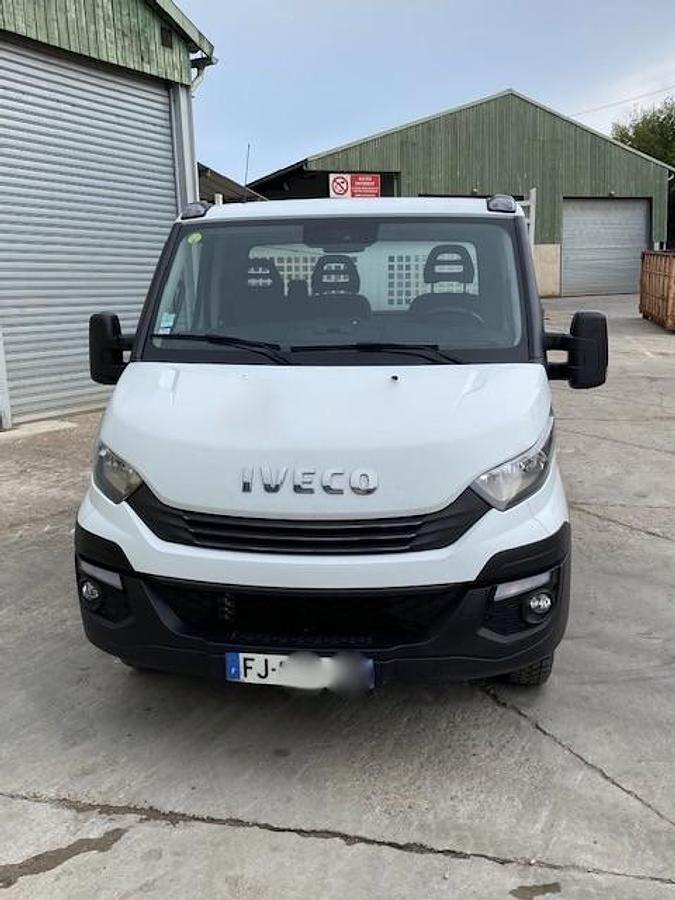 Used 2019 IVECO 35C18