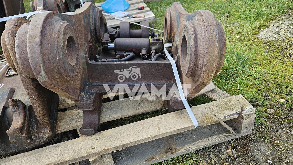 D'occasion Attache VOLVO pour pelle de 16t