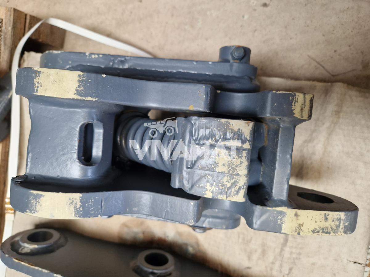 D'occasion Attache rapide mécanique pour Kubota U27