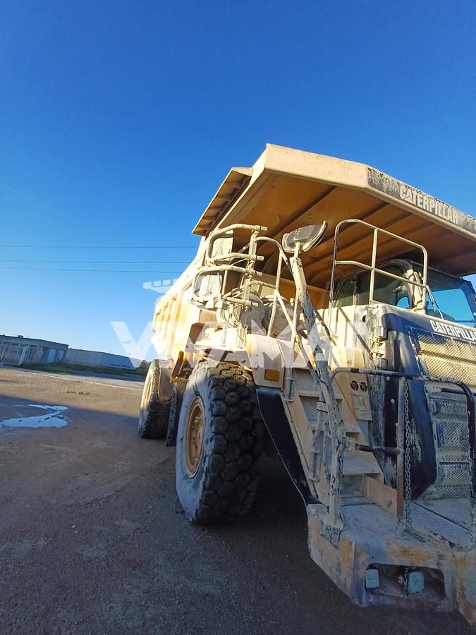 Used 2009 Caterpillar 775F