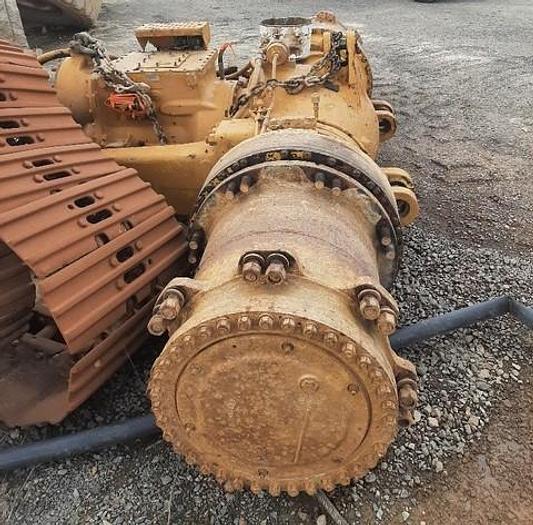 D'occasion CATERPILLAR 773B VERRIN DE BENNE CATERPILLAR 773B VERRIN DE BENNE