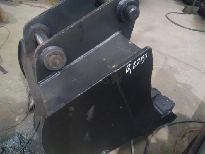 D'occasion Godet de tranchée de largeur 72cm Volvo S60