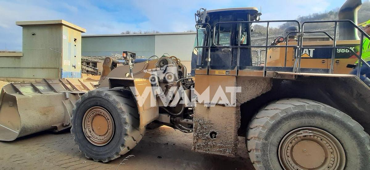 Used 2015 CATERPILLAR 988K