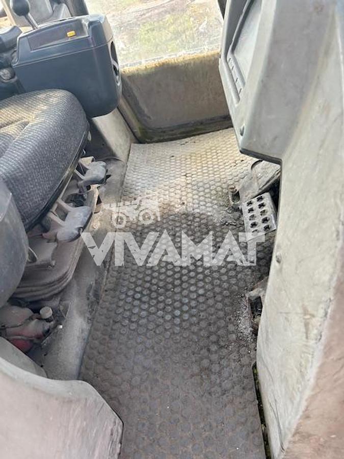 Used 2013 CATERPILLAR 973D