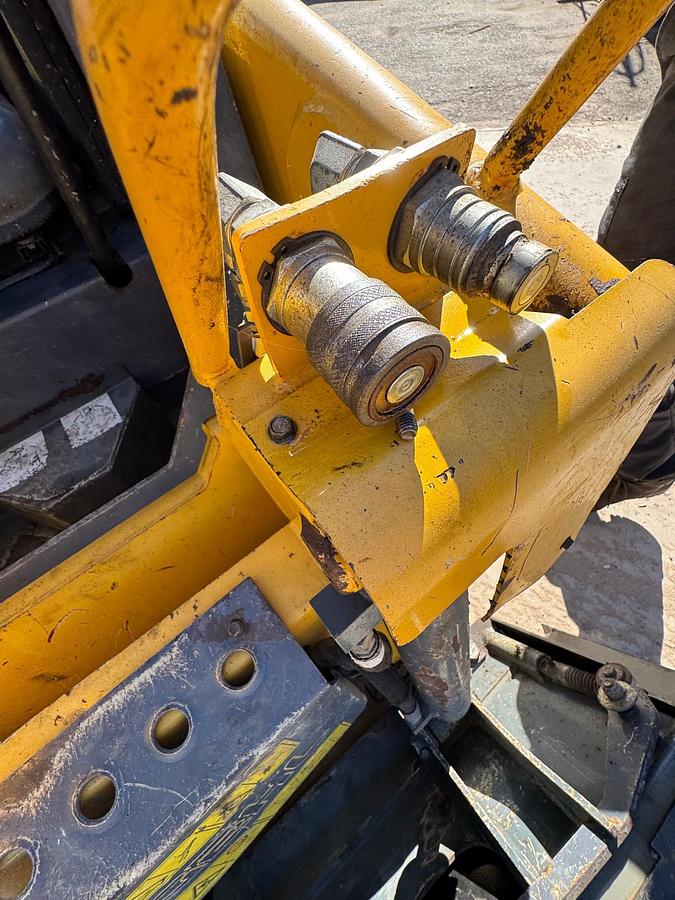 Used 2012 GEHL 1640