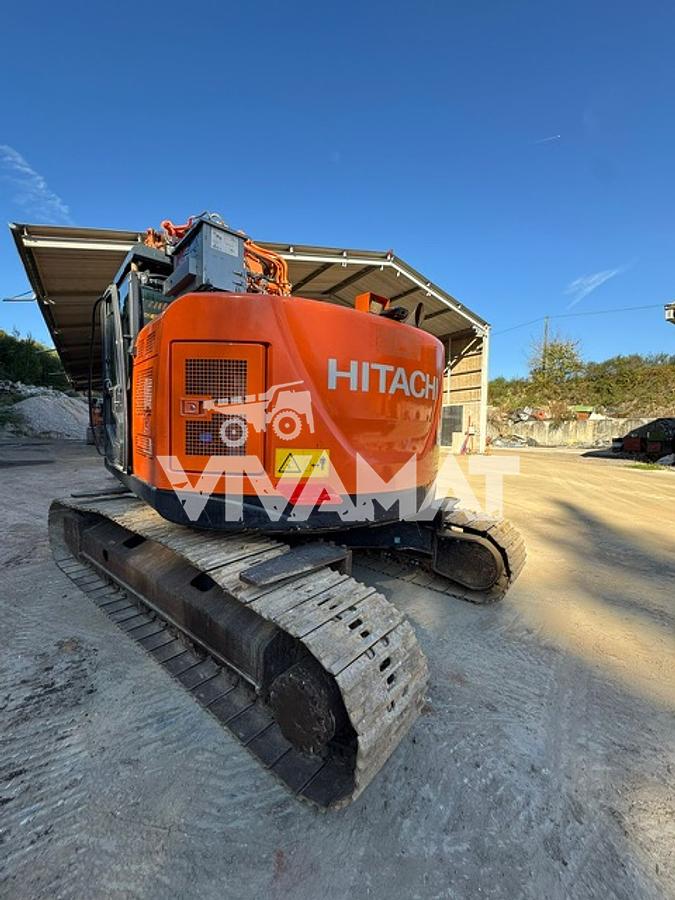 Used 2018 Hitachi ZX225USLC-6